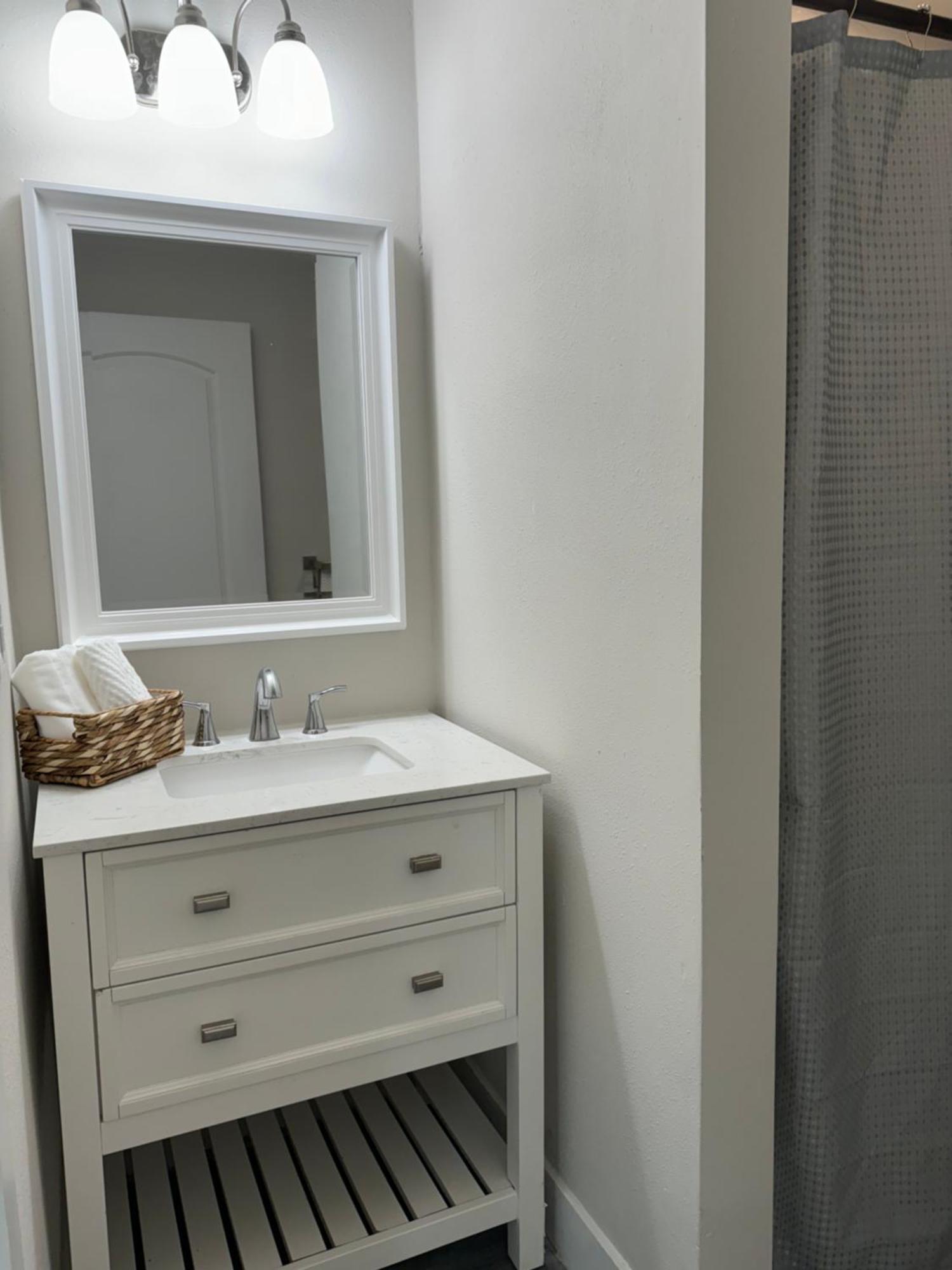 Deluxe Apartment Whit Laundry Тампа Екстериор снимка